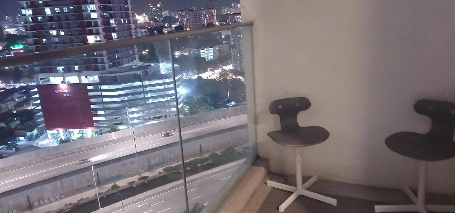Cozy Apartment With Jacuzzi And Sauna At 188 Suites Klcc 吉隆坡